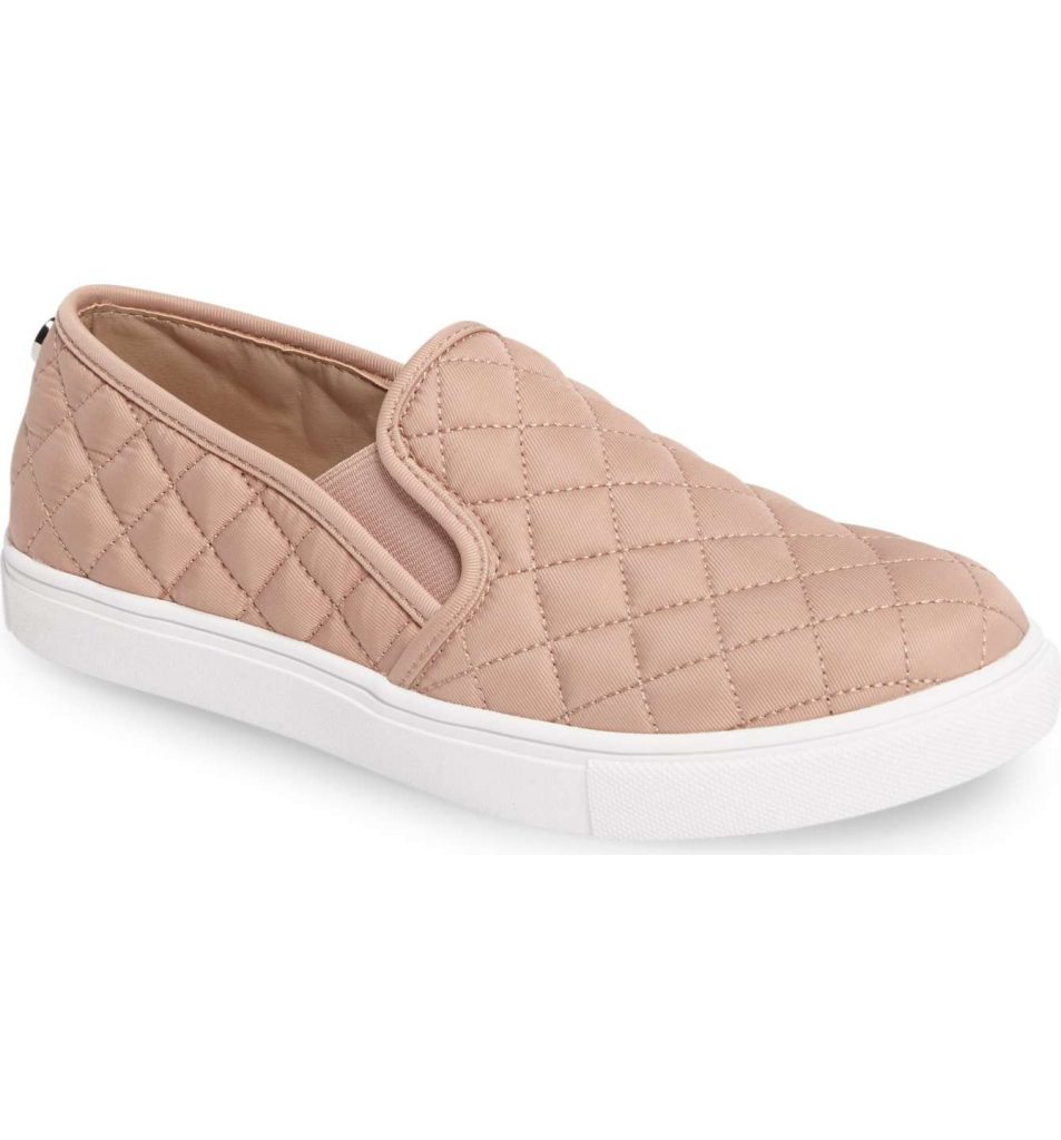 Fall 2017 Trend Talk: The Color Pink | @KissedWithCurves