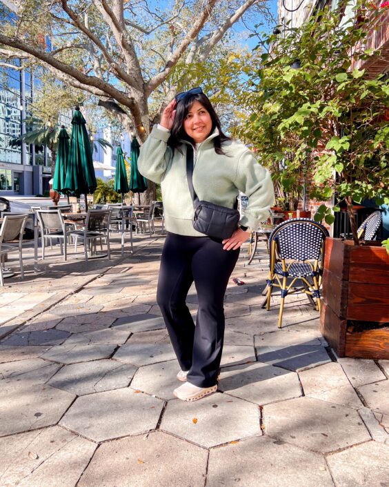 Varley Fleece and flare leggings outfit